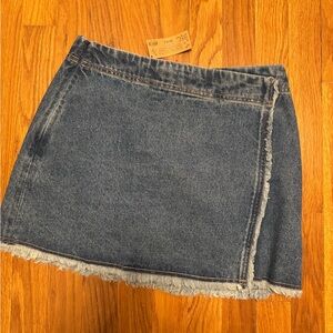 Natural  life Denim Frayed Hem Skirt